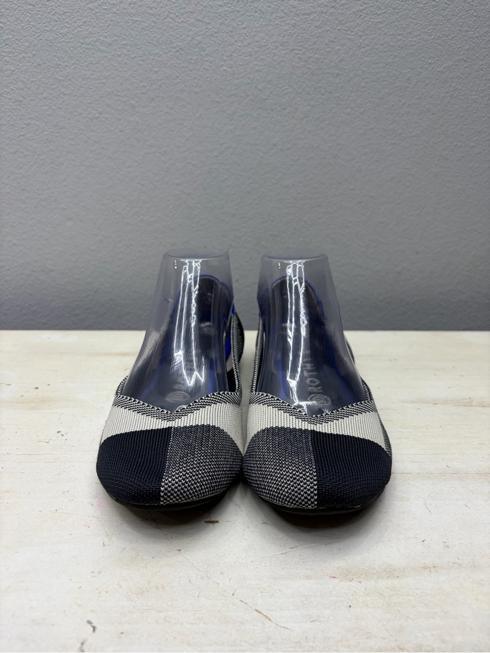 Rothy’s The Flat Cap Toe Plaid Rounded Flats Size 9 - Picture 4 of 8